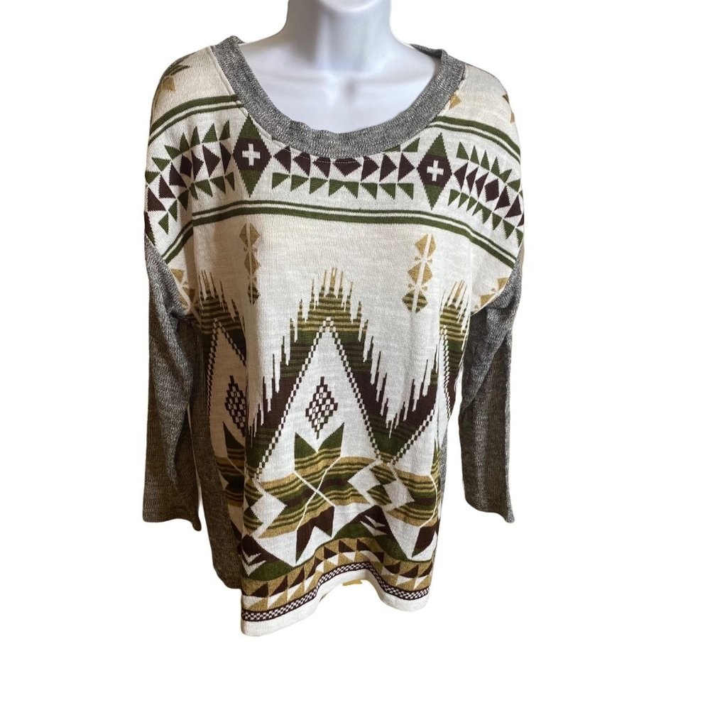 A La Tzarina gray brown white shouthwest sweater M